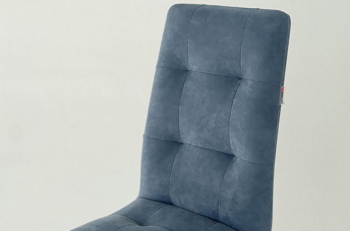 Стул Турин 2 темно-синего цвета с белыми ножками - лучшие Обеденные стулья в INMYROOM