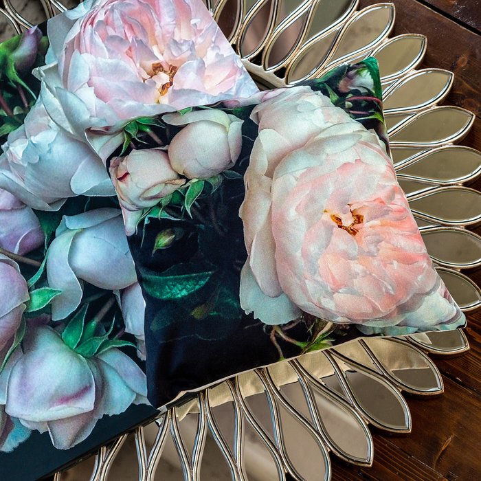 Декоративная подушка Cloud Rose с чехлом  - купить Декоративные подушки по цене 2000.0