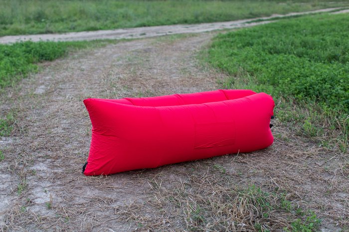 Надувной лежак Air Puf красного цвета  - лучшие Бескаркасная мебель в INMYROOM