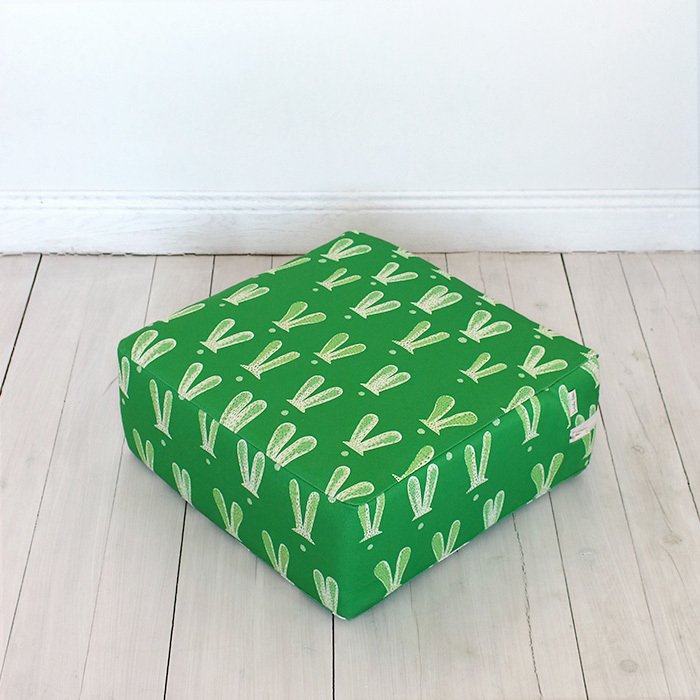 Пуф напольная подушка с ушками зеленого цвета