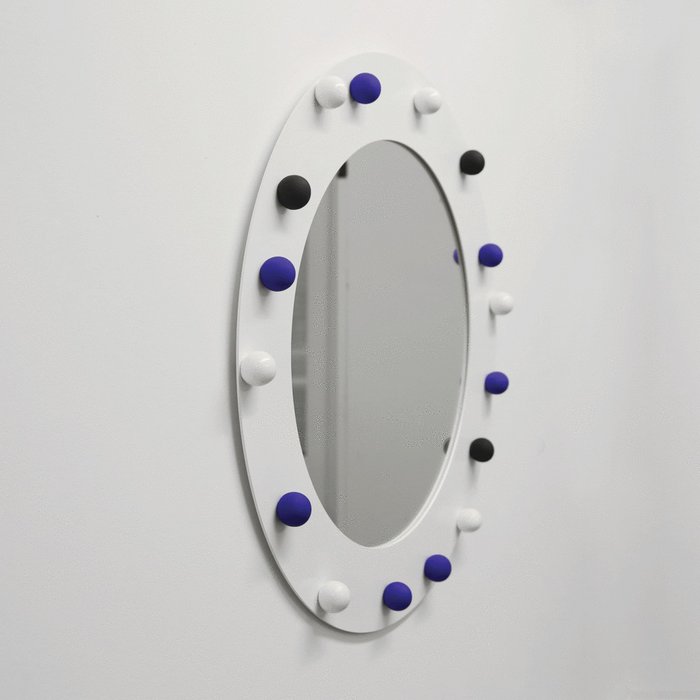 Настенное зеркало Therapy в раме белого цвета - купить Настенные зеркала по цене 26500.0