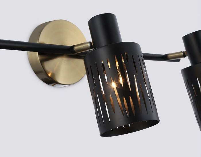 тройные споты Loft TR8669 (металл, цвет черный) - лучшие Накладные споты в INMYROOM