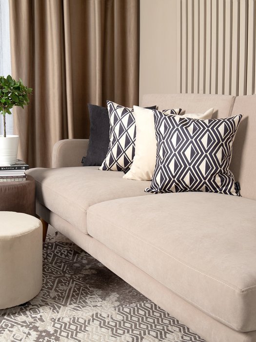 Декоративная подушка Comby коричневого цвета - купить Декоративные подушки по цене 799.0