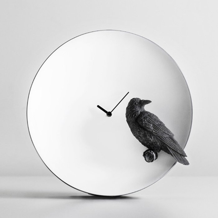 Часы Moon Raven