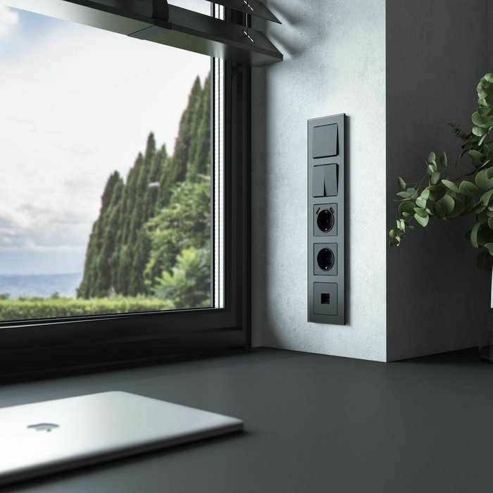 W0053108/ Рамка на 5 постов Senso (черный, стекло soft-touch) W0053108 Senso черный soft-touch - купить Рамки для выключателей по цене 13100.0 W0053108/ Рамка на 5 постов Senso (черный, стекло soft-touch) W0053108 Senso черный soft-touch - купить Рамки для выключателей по цене 13100.0