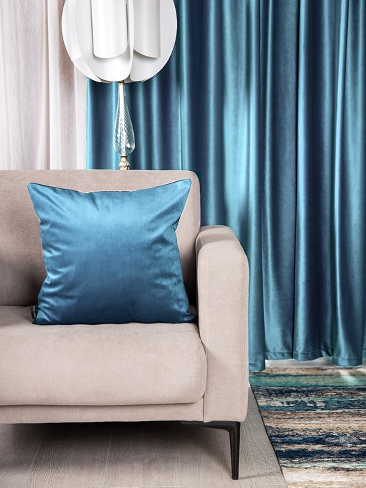 Декоративная подушка monaco blue 45х45 синего цвета - лучшие Декоративные подушки в INMYROOM Декоративная подушка monaco blue 45х45 синего цвета - лучшие Декоративные подушки в INMYROOM