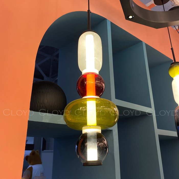 Подвесной светильник Cloyd SUPERNOVA-A P1 / выс. 55 см - 4 яруса - черный - красн. стекло - лучшие Подвесные светильники в INMYROOM Подвесной светильник Cloyd SUPERNOVA-A P1 / выс. 55 см - 4 яруса - черный - красн. стекло - лучшие Подвесные светильники в INMYROOM