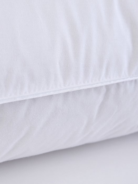 Пуховая подушка Камилла 50х70 белого цвета - купить Подушки для сна по цене 3745.0