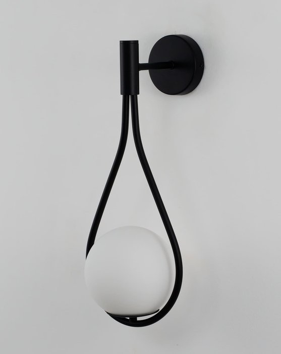 Настенный светильник Bestia черно-белого цвета - лучшие Бра и настенные светильники в INMYROOM