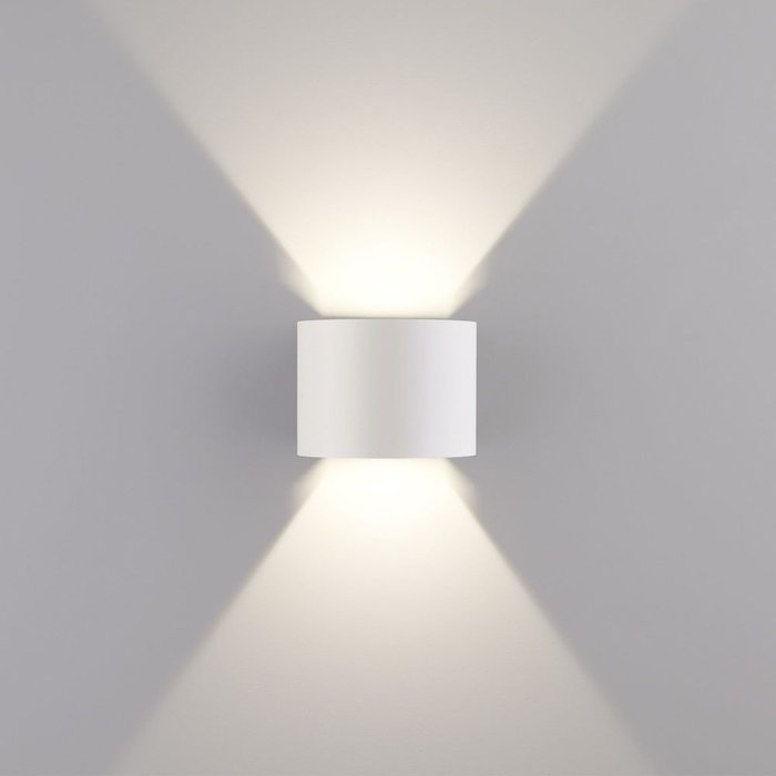 Настенный светодиодный светильник Blade белого цвета - лучшие Настенные уличные светильники в INMYROOM