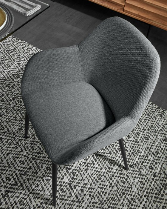 Стул Koon серого цвета на металлических ножках - лучшие Обеденные стулья в INMYROOM