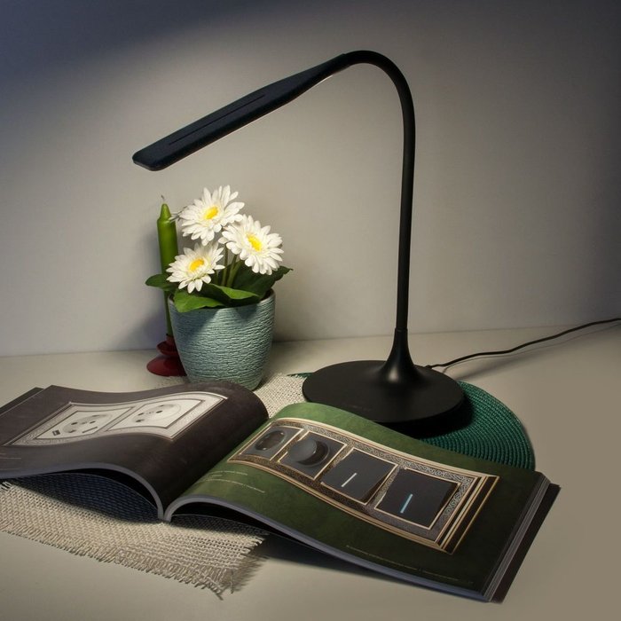 Светодиодная настольная лампа с сенсорным управлением 80422/1 черный Urban - купить Рабочие лампы по цене 1860.0