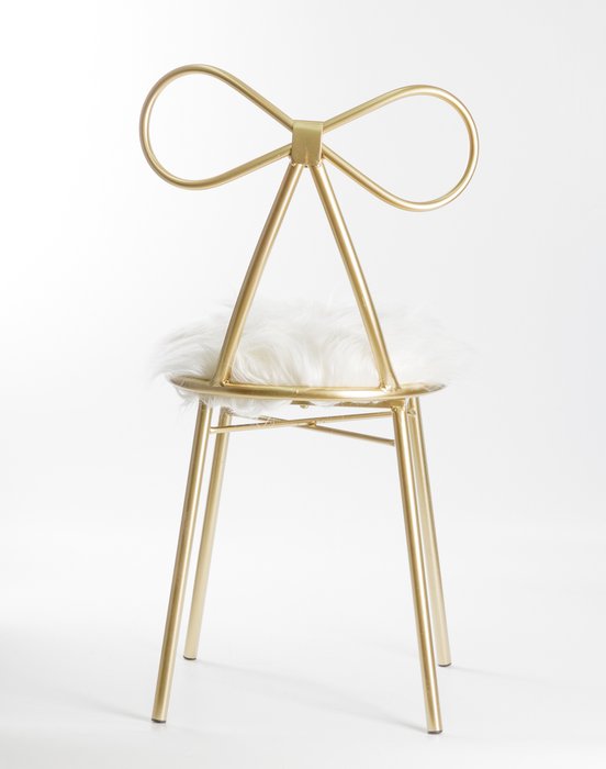 Стул золотого цвета с меховым сидением - лучшие Обеденные стулья в INMYROOM