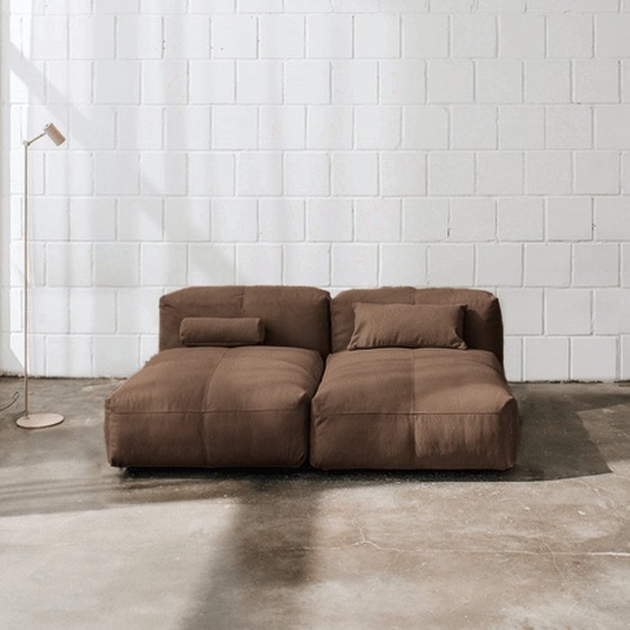Прямой диван Фиджи сдвоенный коричневого цвета - лучшие Прямые диваны в INMYROOM