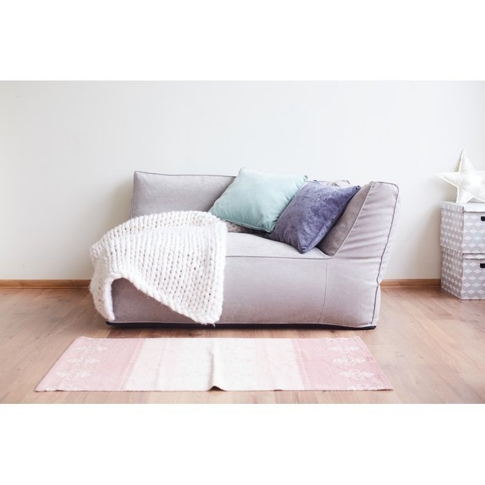 Бескаркасный угловой лежак Ivonne розового цвета - лучшие Бескаркасная мебель в INMYROOM