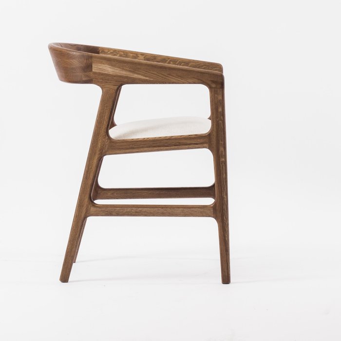 Стул Речото светло-коричневого цвета - лучшие Обеденные стулья в INMYROOM