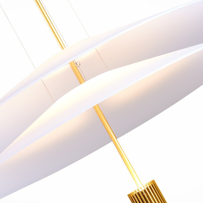 Подвесной светильник Isola золотисто-белого цвета - лучшие Подвесные светильники в INMYROOM