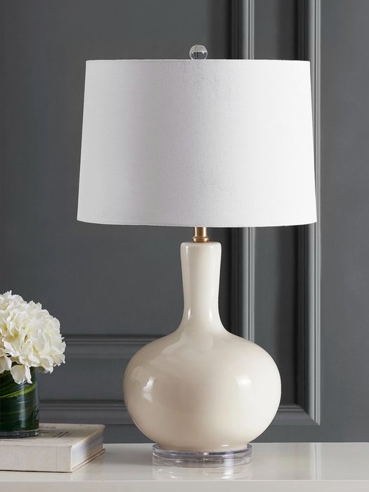 Настольная лампа Эверли бело-бежевого цвета - лучшие Настольные лампы в INMYROOM