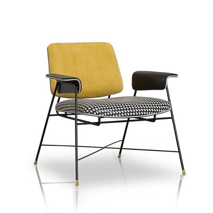 Кресло Bauhaus с желтой спинкой