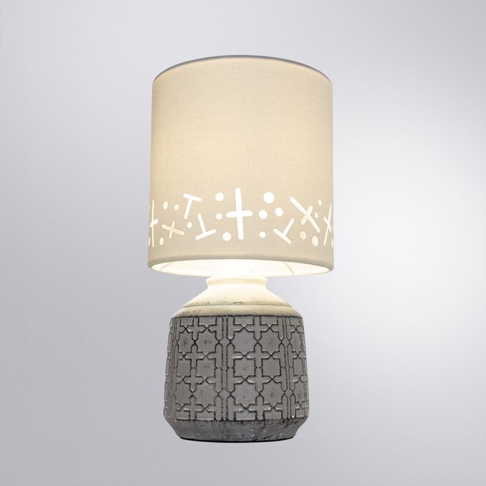 Настольная лампа Bunda с белым абажуром - купить Настольные лампы по цене 2490.0