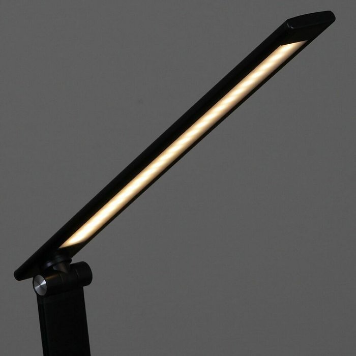Настольная лампа 05501-0.7-01 BK (пластик, цвет черный) - купить Рабочие лампы по цене 2770.0