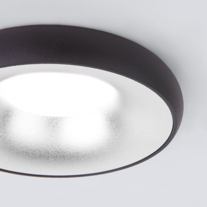 Встраиваемый точечный светильник 118 MR16 серебро/черный Void - лучшие Встраиваемые споты в INMYROOM