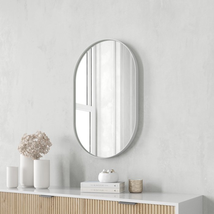 Дизайнерское настенное зеркало Nolvis S в тонкой металлической раме белого цвета - купить Настенные зеркала по цене 12900.0