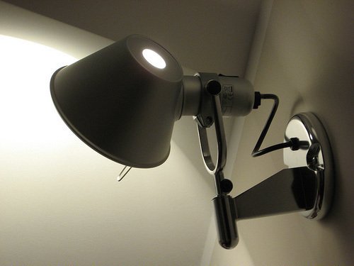 Настенный светильник Artemide Tolomeo Faretto - лучшие Бра и настенные светильники в INMYROOM