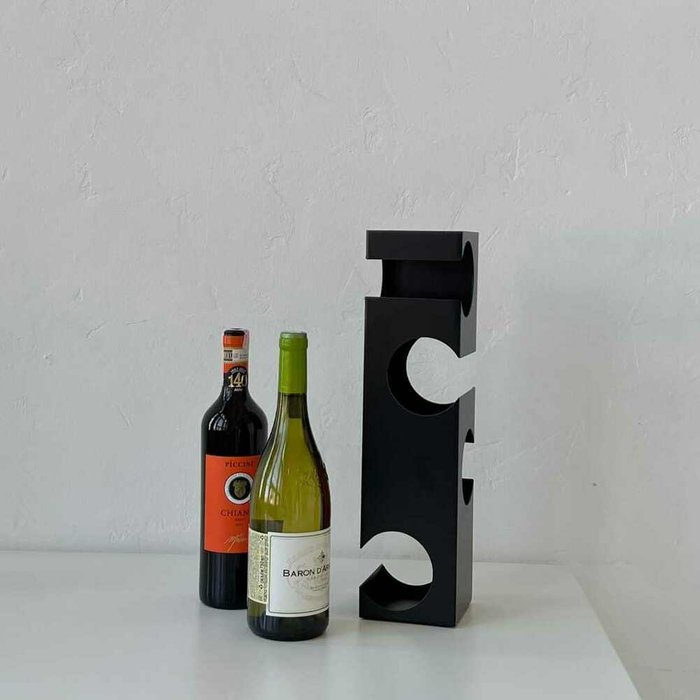 Декоративная подставка для бутылок Wine Matrix черного цвета - лучшие Аксессуары для кухни в INMYROOM