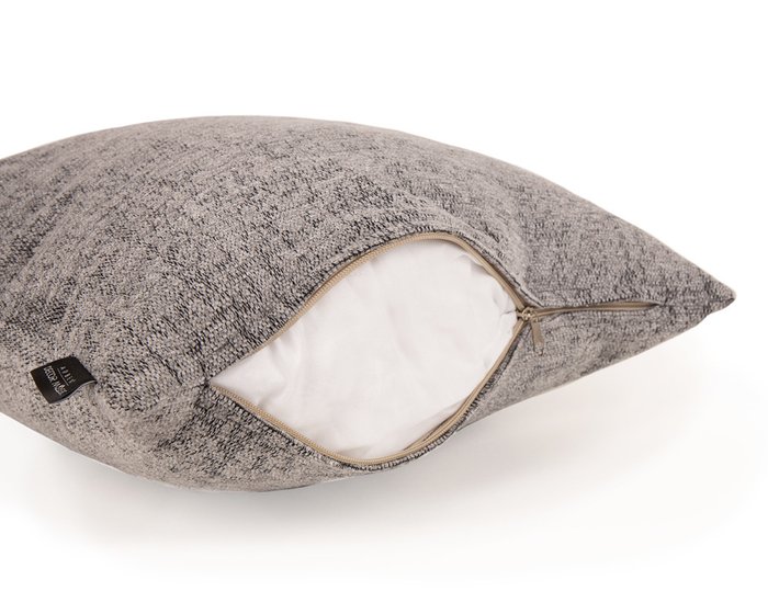 Декоративная подушка Zoom Grey серого цвета - купить Декоративные подушки по цене 970.0