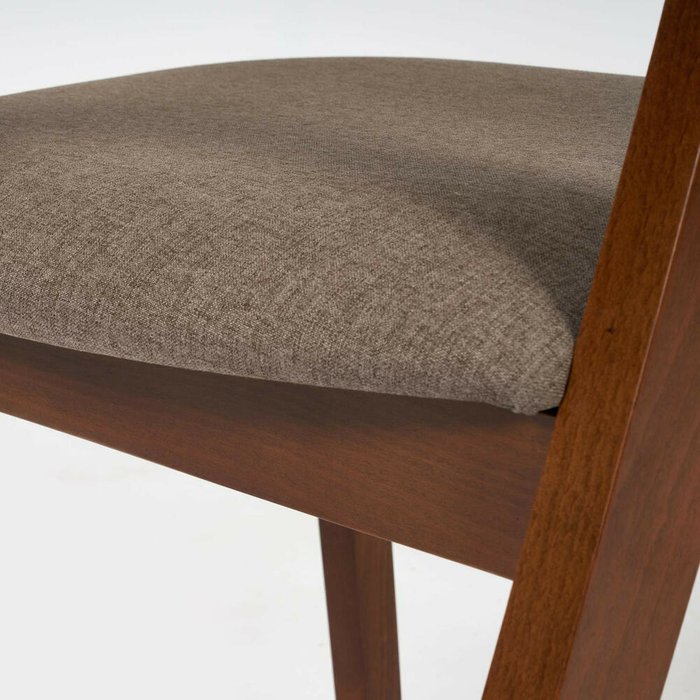 Обеденный стул Versa коричневого цвета - лучшие Обеденные стулья в INMYROOM