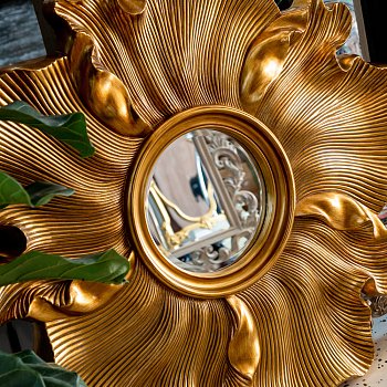 Настенное зеркало Виола Голд золотого цвета - лучшие Настенные зеркала в INMYROOM