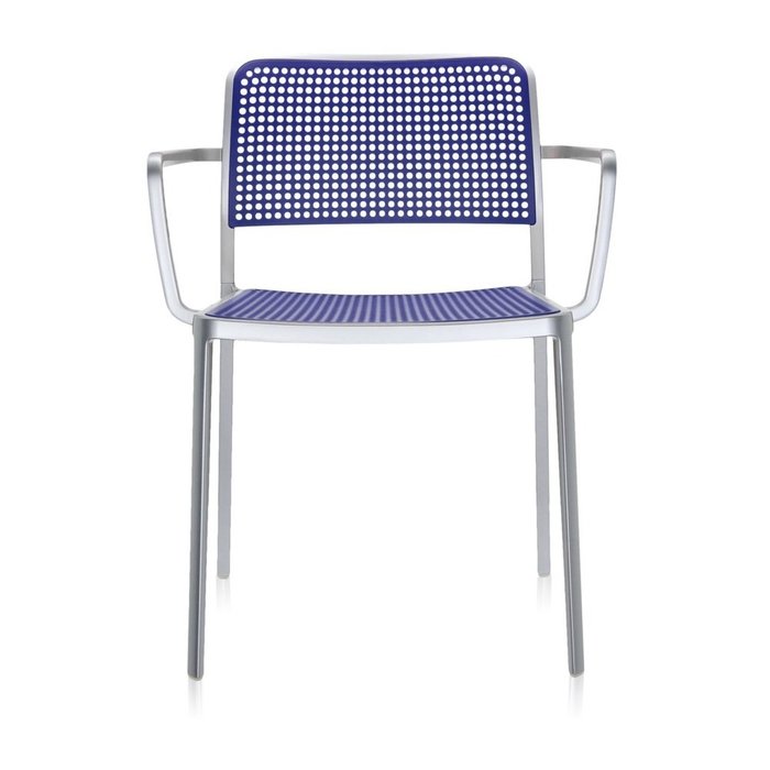 Стул Audrey темно-синего цвета с подлокотниками  - купить Обеденные стулья по цене 46350.0