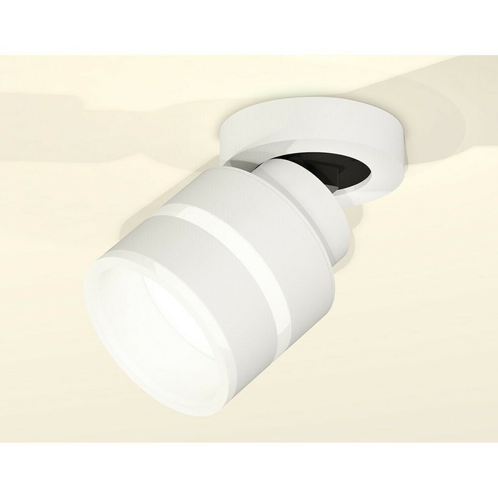 Светильник точечный Ambrella Techno Spot XM8101024 - купить Накладные споты по цене 8242.0