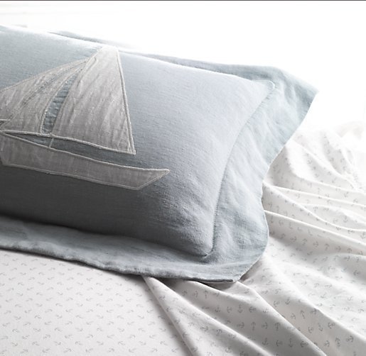 Декоративная подушка appliqu_d linen sailboat - лучшие Декоративные подушки в INMYROOM