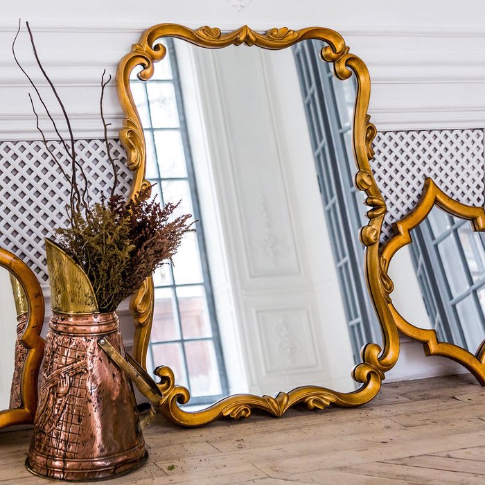 Настенное зеркало Паскаль в раме золотистого цвета - купить Настенные зеркала по цене 26000.0