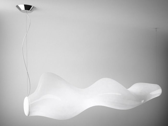 Подвесной светильник Artemide Empirico с плафоном из полиэтилена белого цвета - лучшие Подвесные светильники в INMYROOM