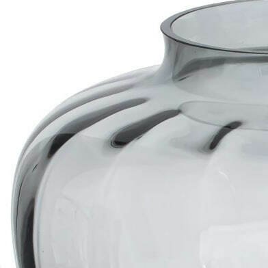 Стеклянная ваза серого цвета - купить Вазы  по цене 3772.0
