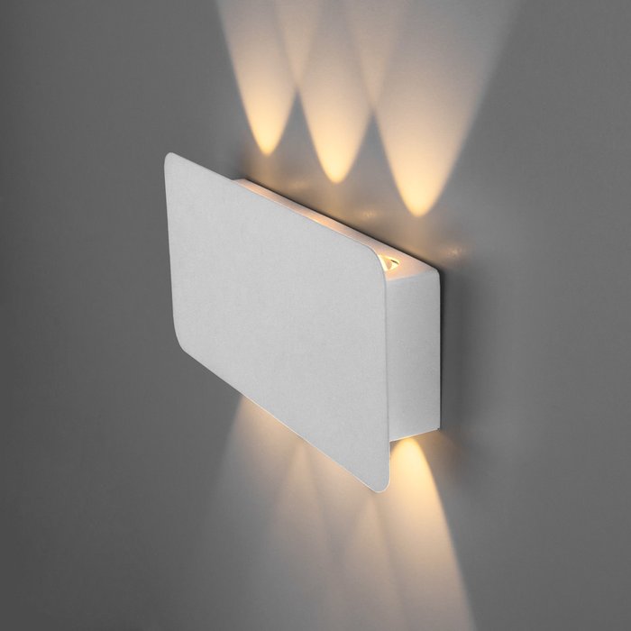 Настенный светодиодный светильник Angle LED 40138/1 LED белый - купить Бра и настенные светильники по цене 3840.0