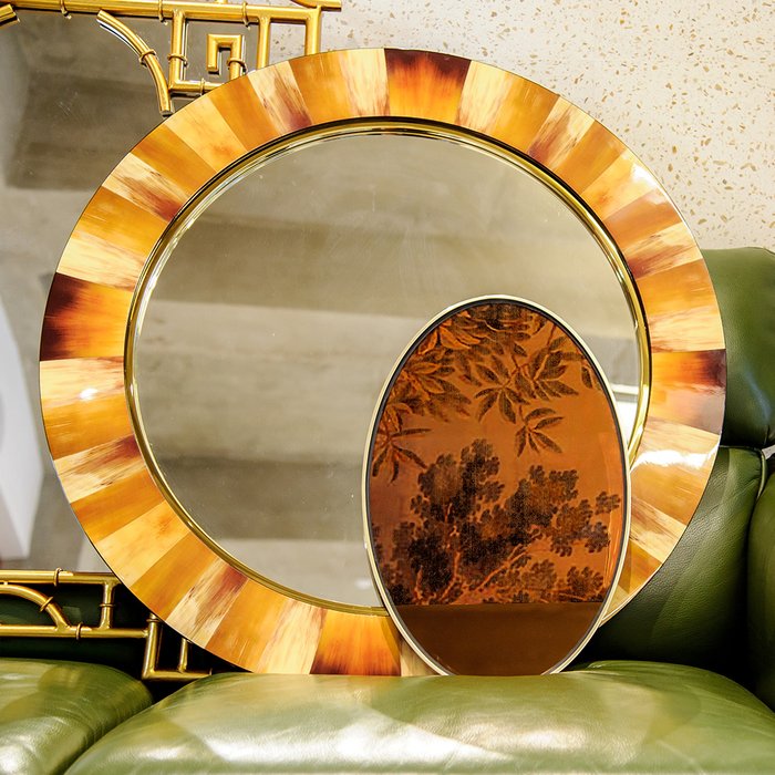 Настенное зеркало Зебрано в раме из металла и дерева - купить Настенные зеркала по цене 42000.0