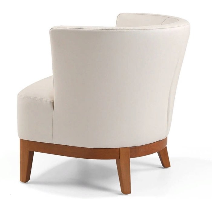 Кресло в обивке из кожи белого цвета - лучшие Интерьерные кресла в INMYROOM