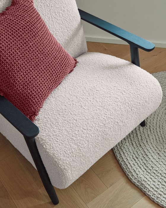 Кресло Marthan белого цвета - лучшие Интерьерные кресла в INMYROOM