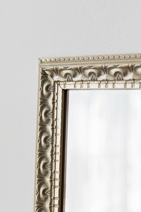 Напольное зеркало Medusa серебристого цвета - купить Напольные зеркала по цене 18000.0