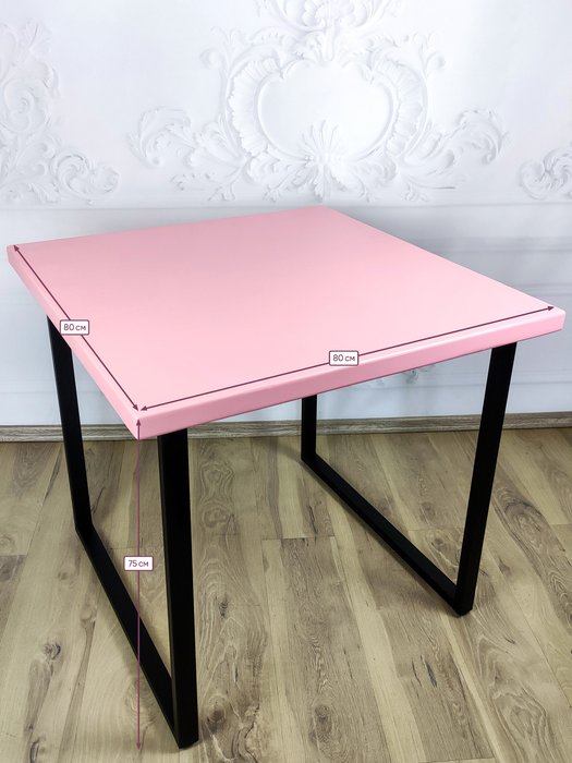 Стол обеденный Loft 80х80 со столешницей из массива сосны розового цвета - купить Обеденные столы по цене 12260.0