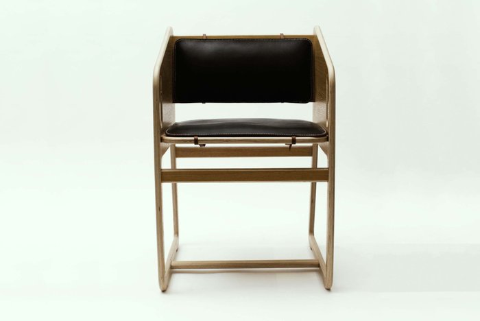 Стул из фанеры коричневого цвета - купить Обеденные стулья по цене 18000.0