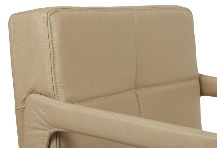 Кресло Aster Chair Sand Premium Leather  - лучшие Интерьерные кресла в INMYROOM