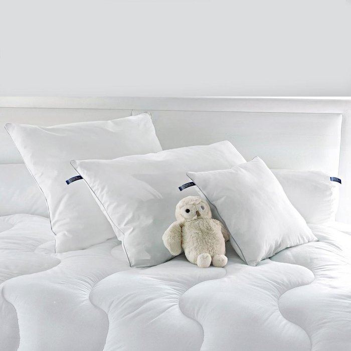 Подушка Proneem из синтетики белого цвета 60x60  - купить Подушки для сна по цене 4499.0