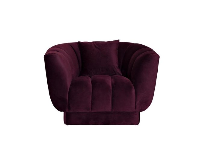 Кресло в обивке из велюра с подушкой темно-фиолетового цвета 
