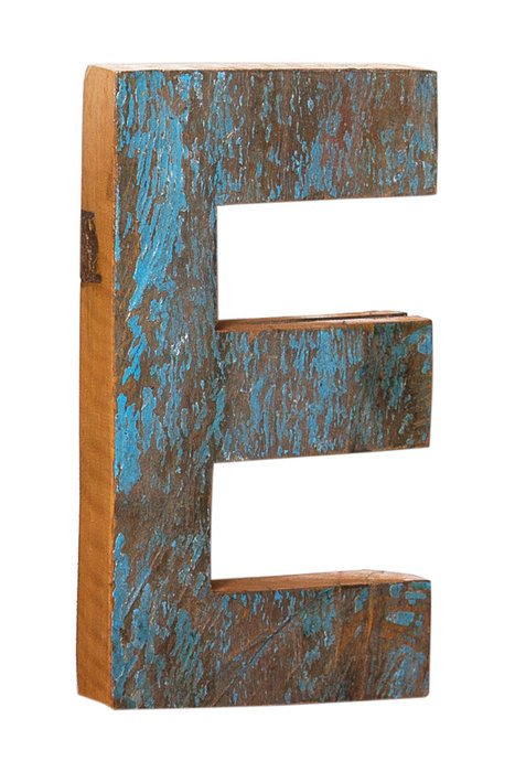  Декор буква E из фрагмента рыболовецкого судна