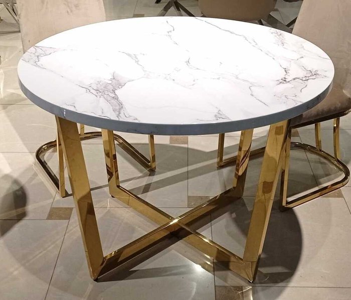 Стол обеденный Амали золотисто-белого цвета - лучшие Обеденные столы в INMYROOM